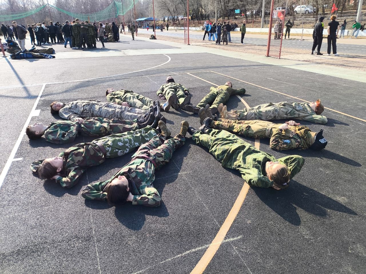 Военно-патриотическая игра «Зарница 2.0&amp;quot;  в старшей  группе.