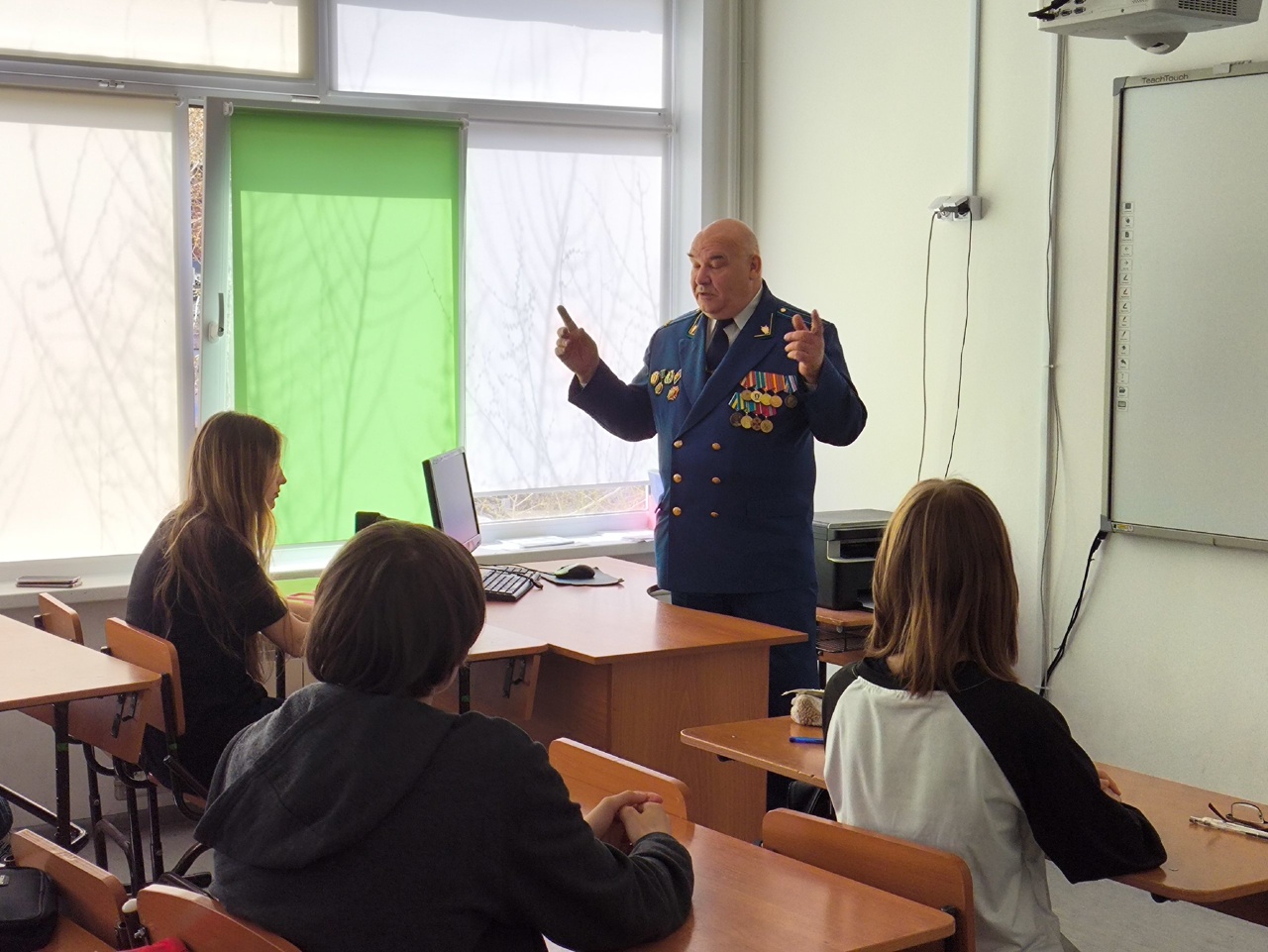 Встреча поколений: ветераны военной службы в гостях Лицея.